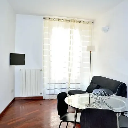 Cherry Apartment *